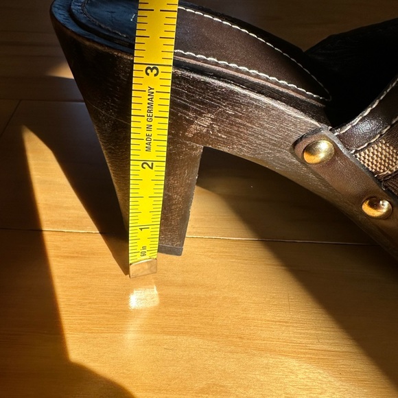 COACH SUTTON MULES/CLOGS - Picture 13 of 13